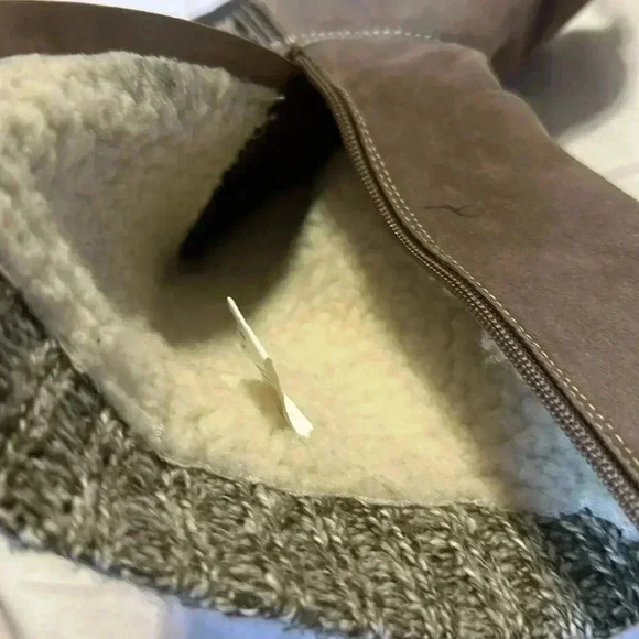 Muk Luks boots sweater/ light brown zip up Mid Calf size 7 - Picture 9 of 9